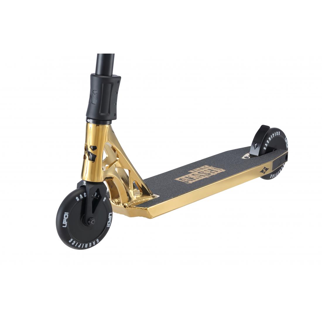 gold scooter